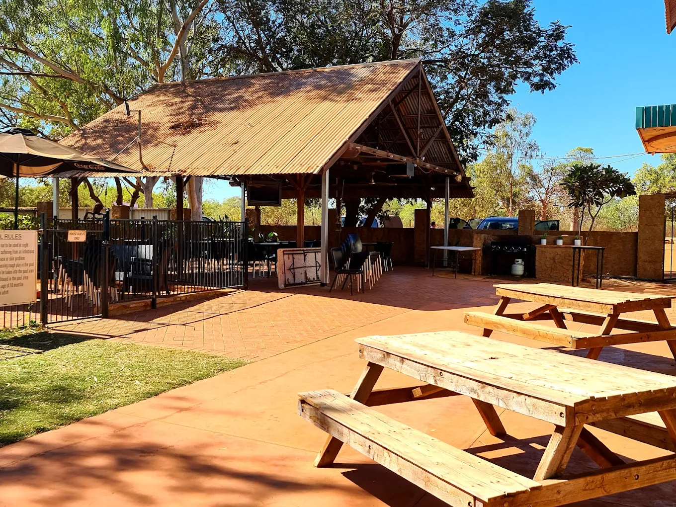Willare Bridge Roadhouse & Caravan Park